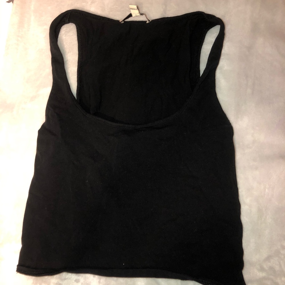 Black crop tank top